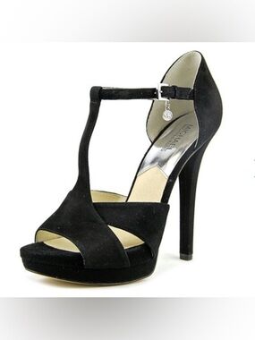 MICHAEL Michael Kors Francoise T-strap platform 5” black heels 💜
